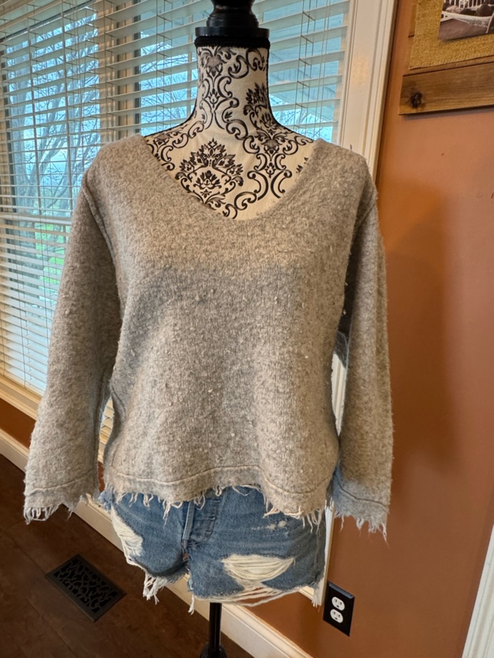 Free People Distressed Sweater XS Gray Frayed Hem V Neck Boho